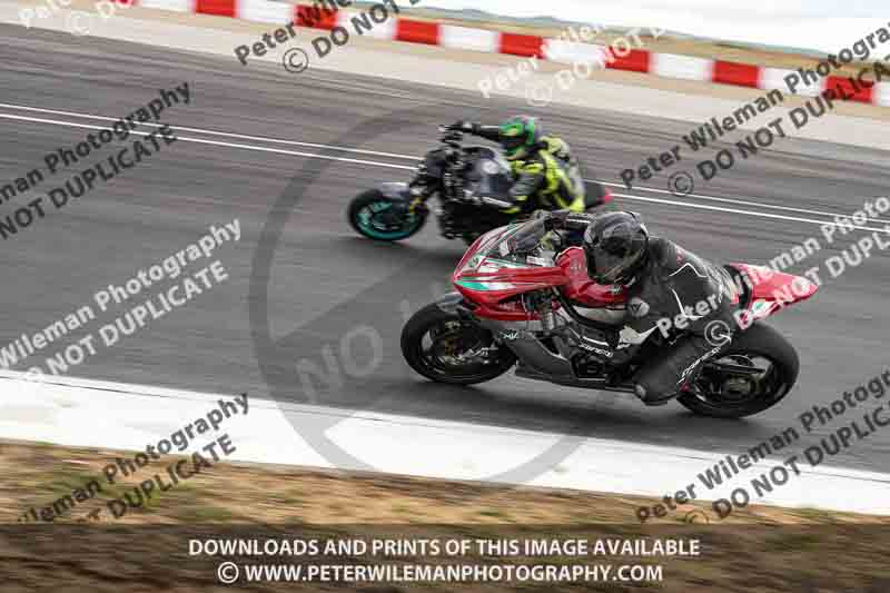 cadwell no limits trackday;cadwell park;cadwell park photographs;cadwell trackday photographs;enduro digital images;event digital images;eventdigitalimages;navarra;no limits trackdays;peter wileman photography;racing digital images;trackday digital images;trackday photos